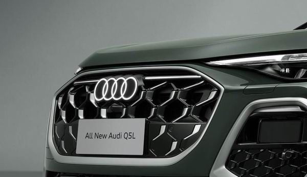 全新奥迪Q5L全新PPC燃油平台配华为乾崑辅助驾驶系统