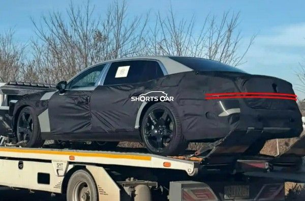 新款捷尼赛思G90测试谍照外观内饰升级将于2026年发布