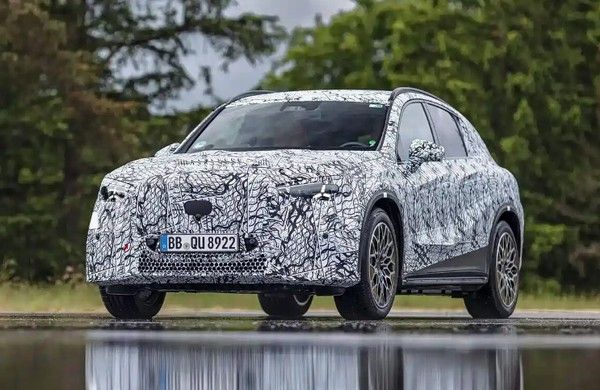 全新奔驰C级纯电动版的国内谍照有望于2026年正式发布