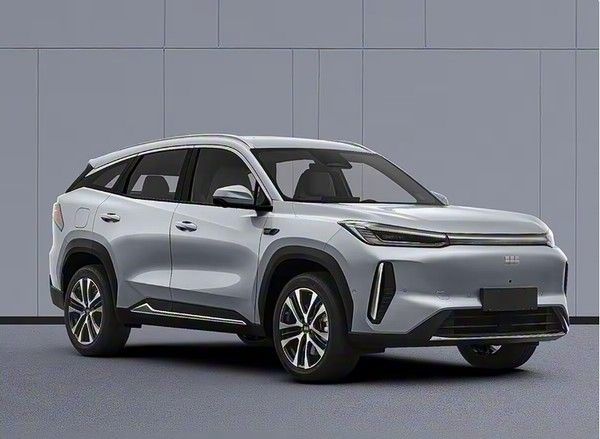 吉利银河M7新车搭载1.5L插混系统定位接近于星舰7