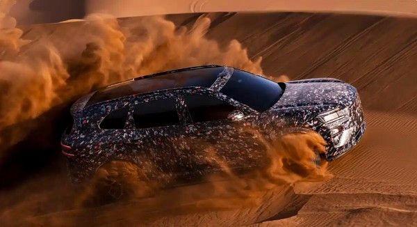 全新中大型SUV正式定名为极氪8X顶配版本将接近50万元