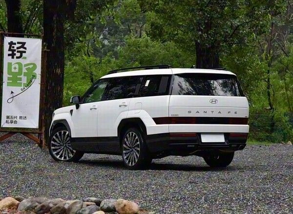 2026款现代胜达焕新登场正式上市价格参数配置5/6/7座可选