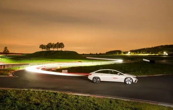 博世第七代毫米波雷达至尊版全球首发增强高速路智能辅助驾驶