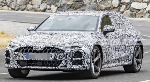 全新奥迪A6 Allroad插电混动谍照将在2026年正式发布