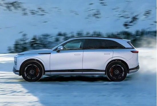 小鹏汽车正式发布新款小鹏G9车型官图定位中大型SUV