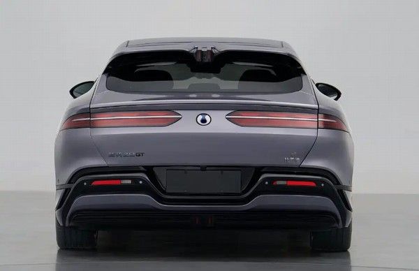 腾势Z9及Z9 GT纯电版单电机车型更换装更大电池包