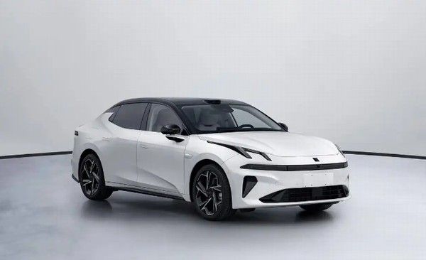 领克07 EM-P碳纤维套件申报信息新增前唇后唇套件