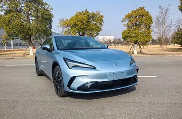 极狐阿尔法S5增程版申报图新外观设计搭载增程动力