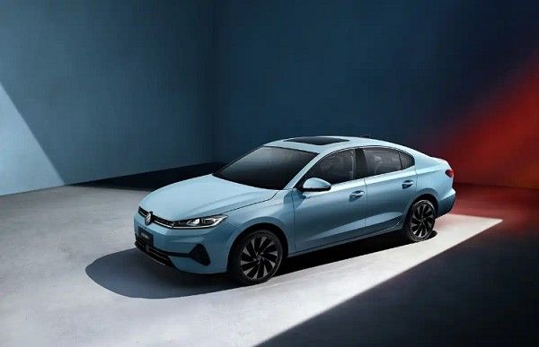 一汽-大众速腾S官图发布新车有望在1月底正式亮相