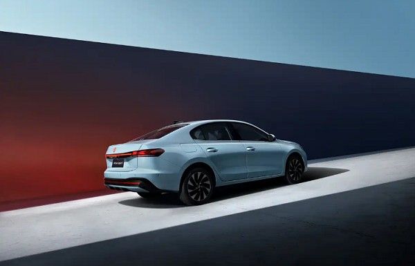 一汽-大众速腾S官图发布新车有望在1月底正式亮相