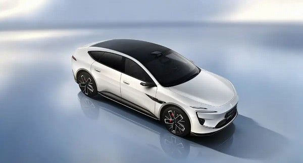 新款阿维塔12车型官图新车起步价或30-32万元左右