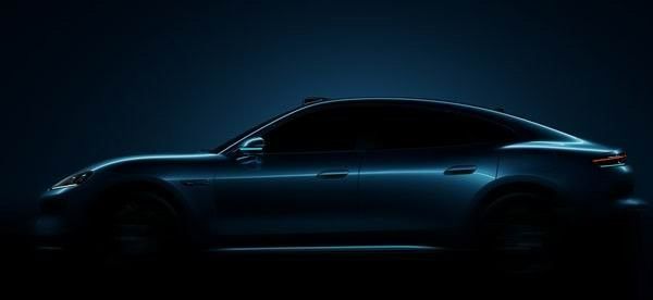 鸿蒙智行尚界Z7和Z7T定位7系采用四门+猎装设计