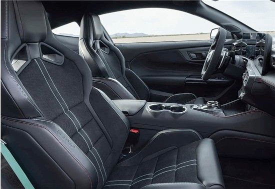 福特Mustang Dark Horse SC车型官图预计于夏季上市