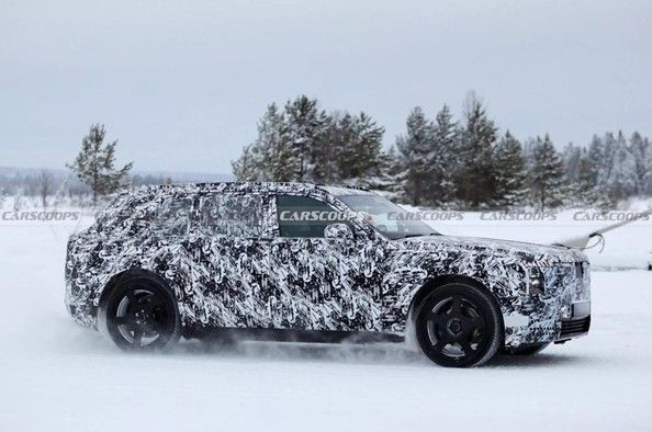 劳斯莱斯全新SUV车型测试谍照曝光纯电版预计2028年发布