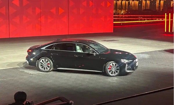 全新奥迪A6L华为乾崑辅助驾驶首发亮相新车将今年正式上市