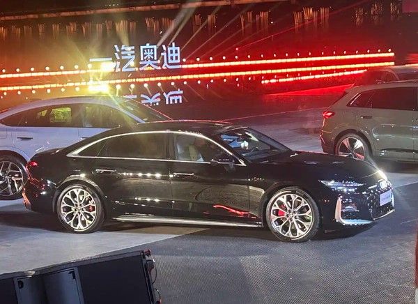 全新奥迪A6L华为乾崑辅助驾驶首发亮相新车将今年正式上市