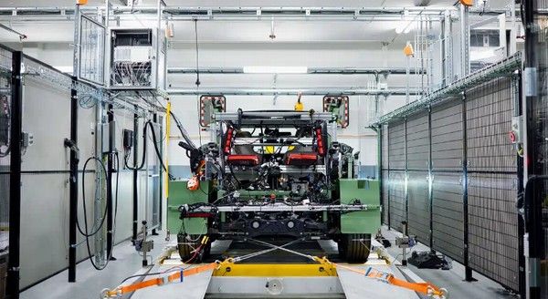 沃尔沃EX60中型SUV新车预告图发布将1月21日亮相