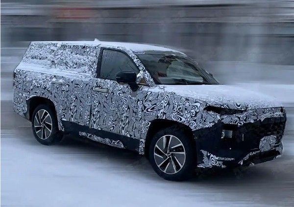 奇瑞全尺寸SUV谍照曝光并命名为T1T由皮卡改造而来