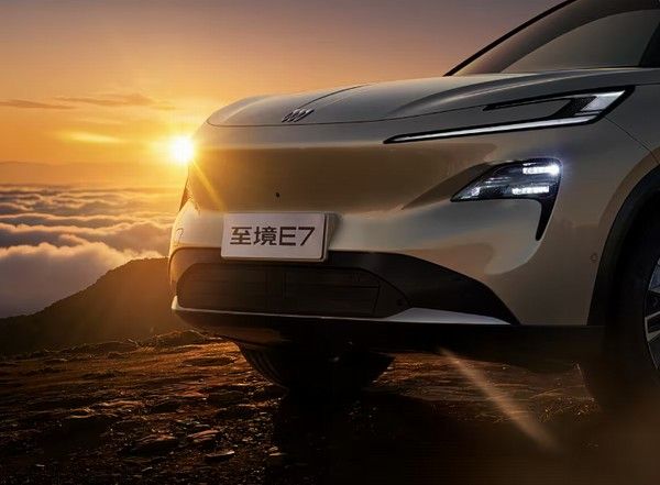 别克至境E7内饰谍照曝光大五座SUV计划一季度发布