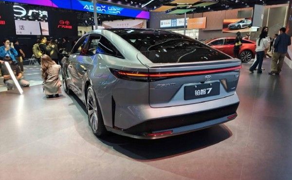 广汽丰田铂智7价格参数配置将3月上市中大型纯电轿车