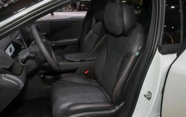 丰田铂智7中大型纯电轿车上市时间3月参数配置价格