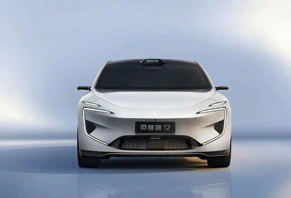 新款阿维塔12价格官图发布上市时间纯电增程双动力