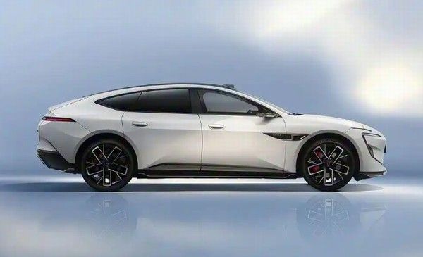 新款阿维塔12价格官图发布上市时间纯电增程双动力