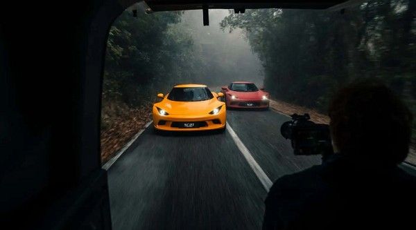 中国轻量化纯电跑车SC01双座布局双电机2.9秒破百