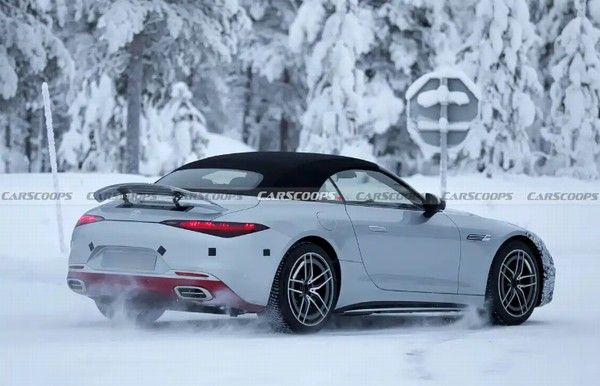 新款奔驰AMG SL车型谍照曝光中期改款车型新外观前脸