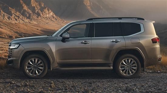 全新丰田兰德酷路泽300 Performance Hybrid官图多少钱