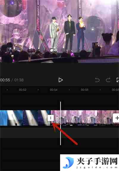 剪映怎么把两个视频合成一个视频